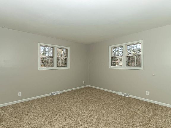 5th image of 2792 Alder Vista Dr