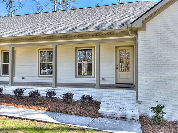 4th image of 4626 Silver Lake Drive