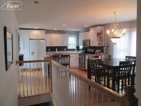 5th image of 7096 Parkridge Pkwy