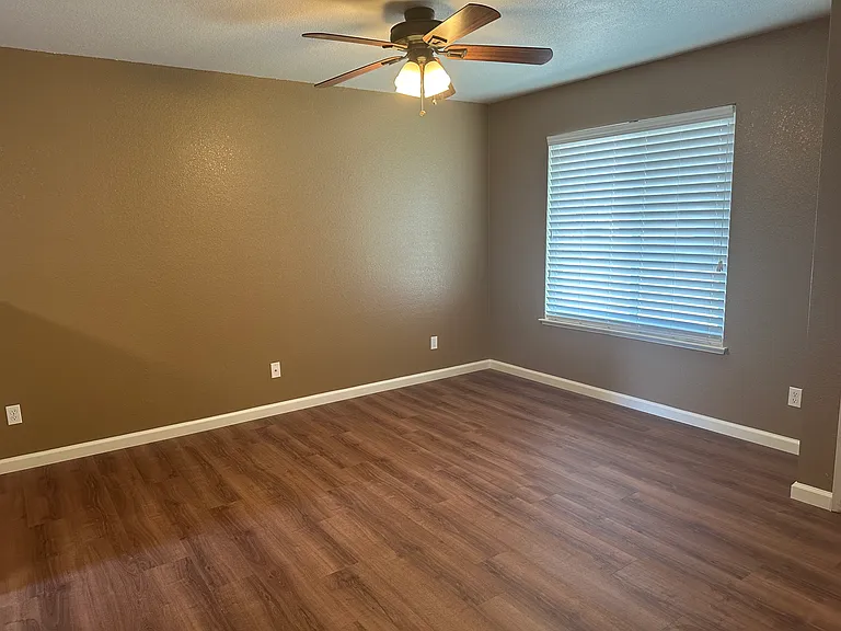 9225 Goodspeed St #D — Photo 1