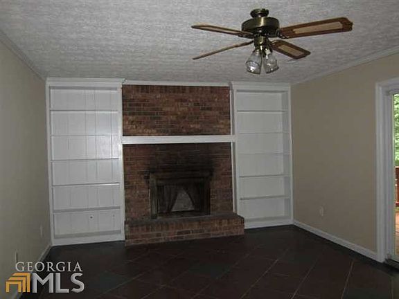 5th image of 2055 Northland Dr