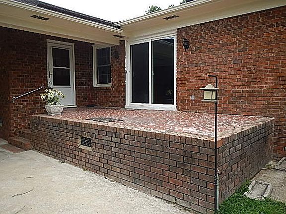 4th image of 3404 Cornell Dr