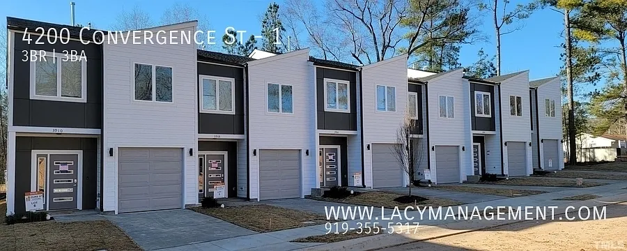 3 bed, 2.5 bath, 1500 sqft, $1,845 — Photo 2