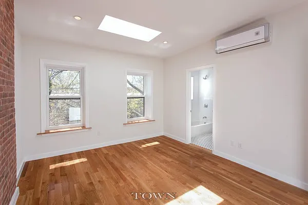 Sold by Town Residential | media 19