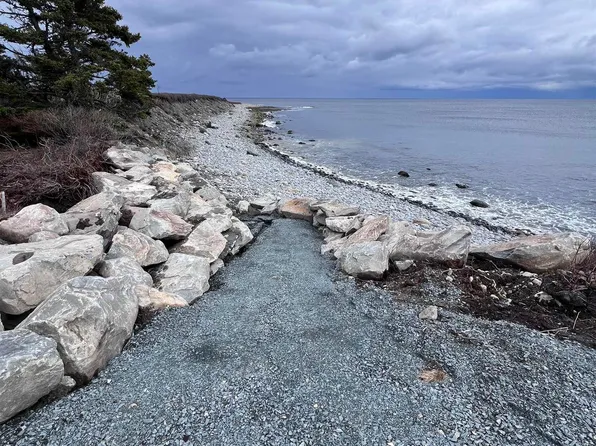 9 Pierce Point Rd Lot 4, Queens, NS B0T 1G0