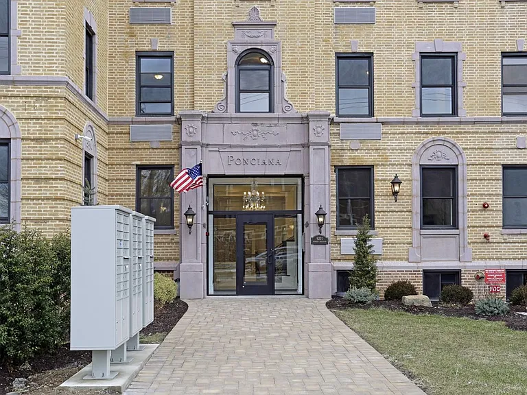Ponciana Apartments: Contemporary Comfort and Affordable Luxury in North Bergen! — Photo 56