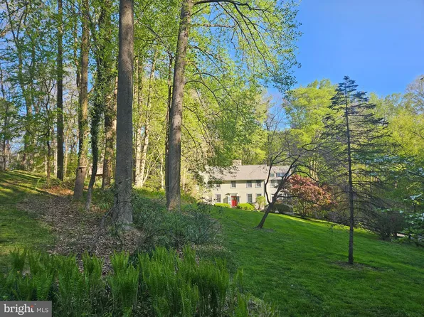 14 Barberry Ln, Wilmington, DE 19807