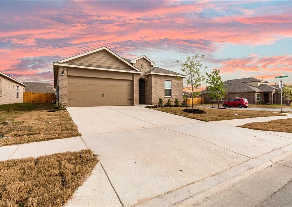 1st image of 2056 Port Ellen Dr