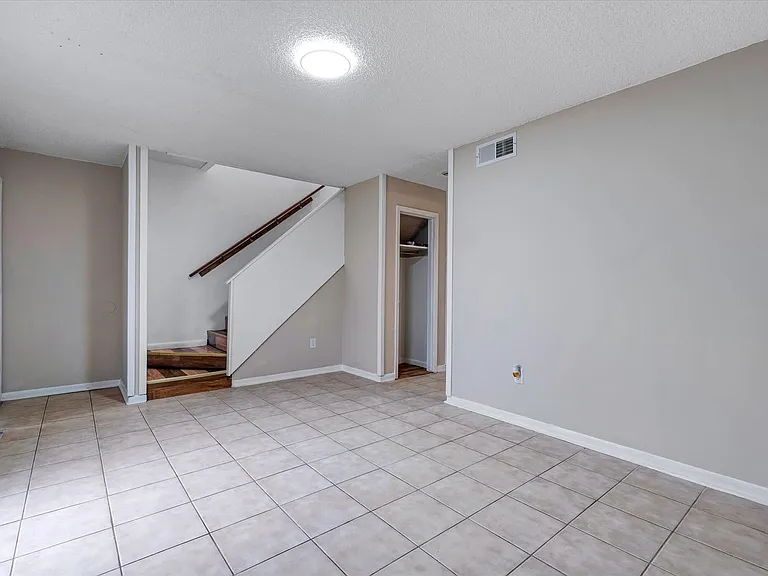 1803-1835 Cedar Heights Dr — Photo 17