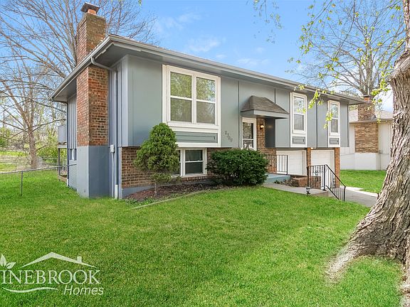 2nd image of 2309 S 17th Ter