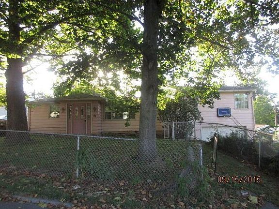 2nd image of 43 Shady Lane Dr