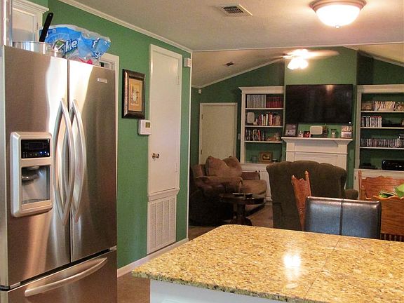 4th image of 306 Margaret Ave