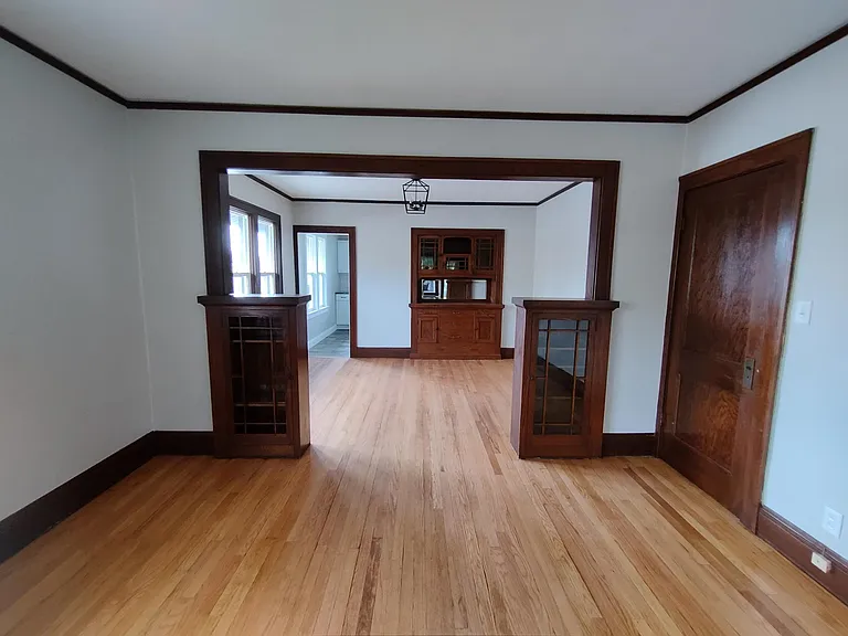 1594 Thomas Ave #2 — Photo 5