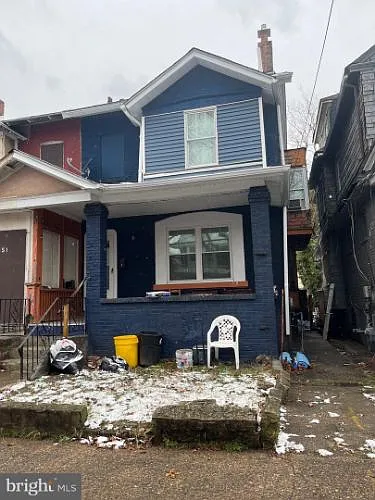 53 Laurel Ave photo 1