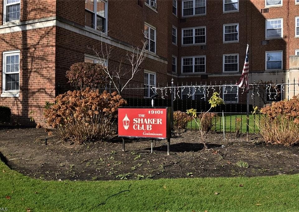 1st image of 19101 Van Aken Blvd APT 516