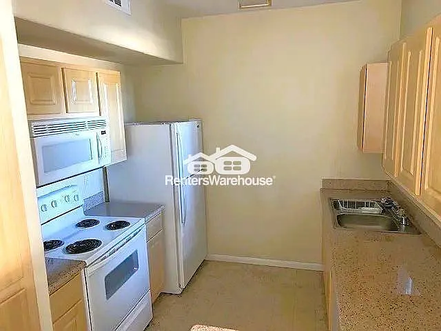 8000 W Badura Ave #20 — Photo 7