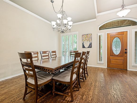 4th image of 2119 Shumard Oak Ln