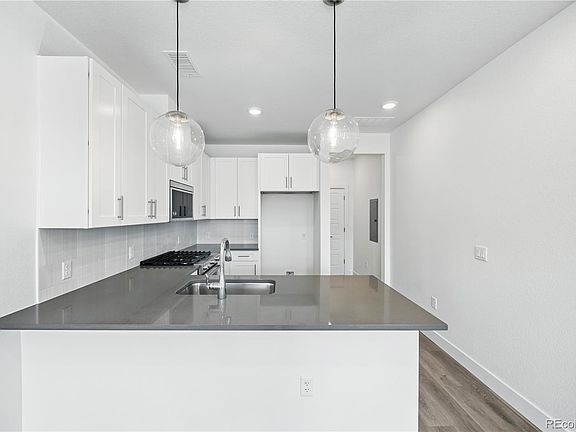 4th image of 11853 Utica Street
