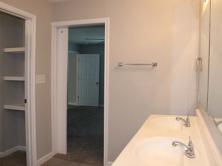 6571 Beech Trl — Photo 32