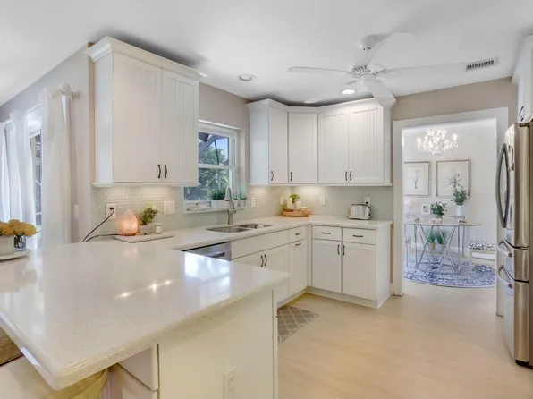 4143 Catalpha Ave, Palm Beach Gardens, FL 33410