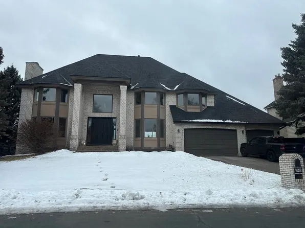 7041 Kenmare Dr, Bloomington, MN 55438