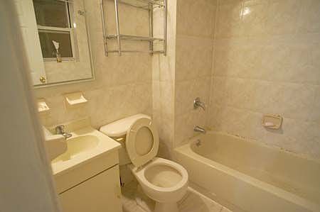 5145 Simonson St #2, Elmhurst, NY 11373 | Zillow