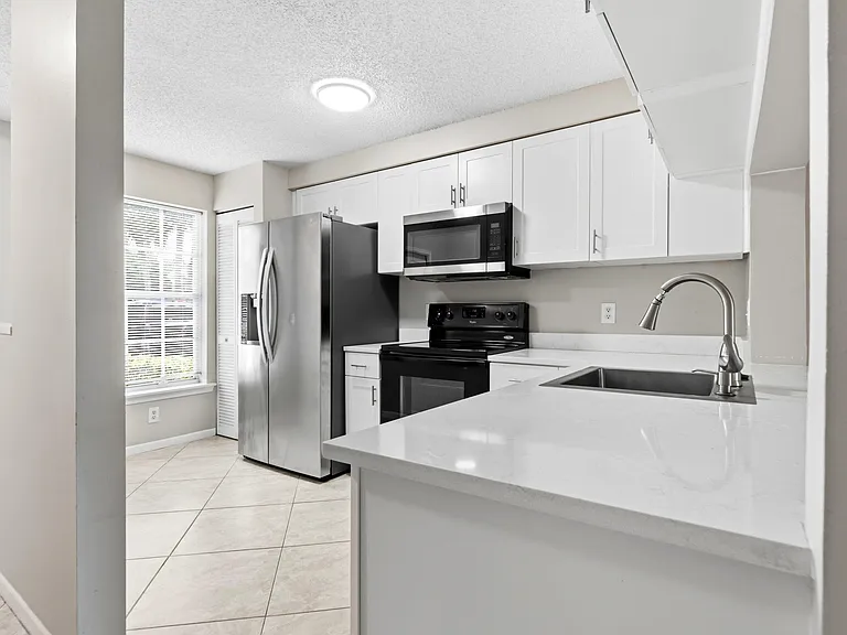 5380 Jubilee Way #200 — Photo 2
