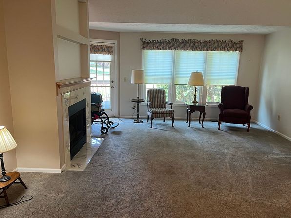 115 Ledbury Cir NE
