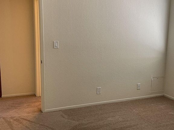 5th image of 370 W Alameda Ave #211