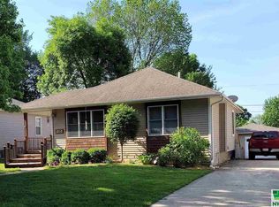 1010 11th St, Sheldon, IA 51201