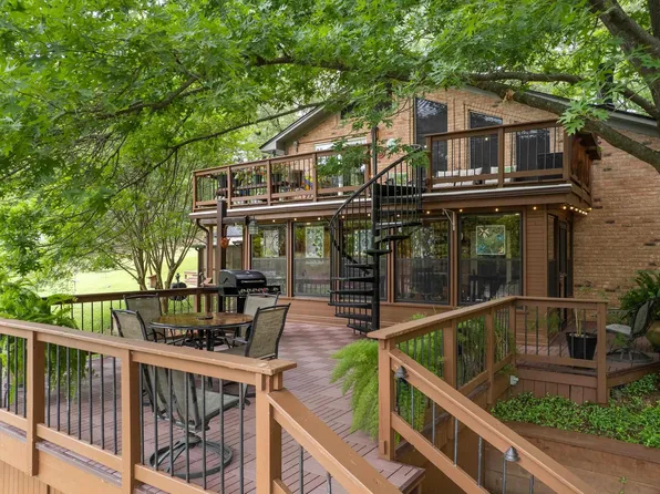 100 King Lance Ct, Scroggins, TX 75480