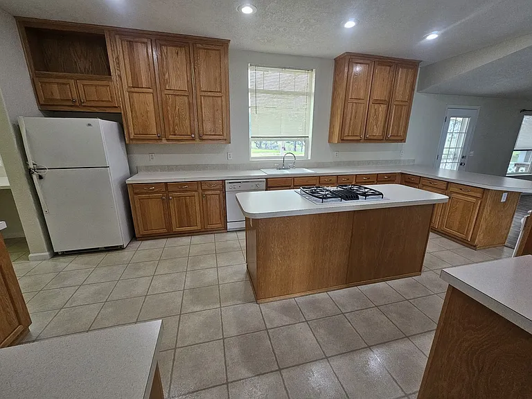 4655 Dawson Rd — Photo 34