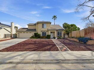 37328 Starcrest St, Palmdale, CA 93550