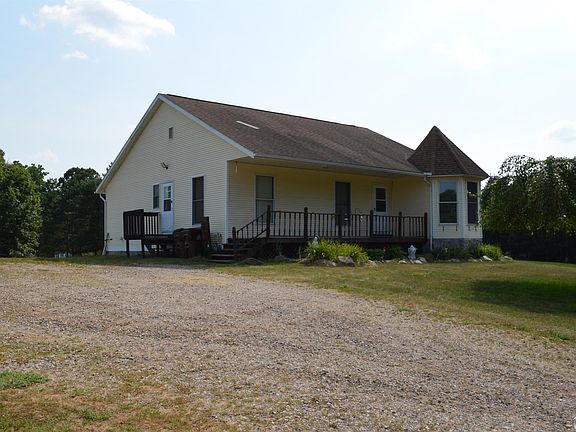 3rd image of 2977 Oakley Rd