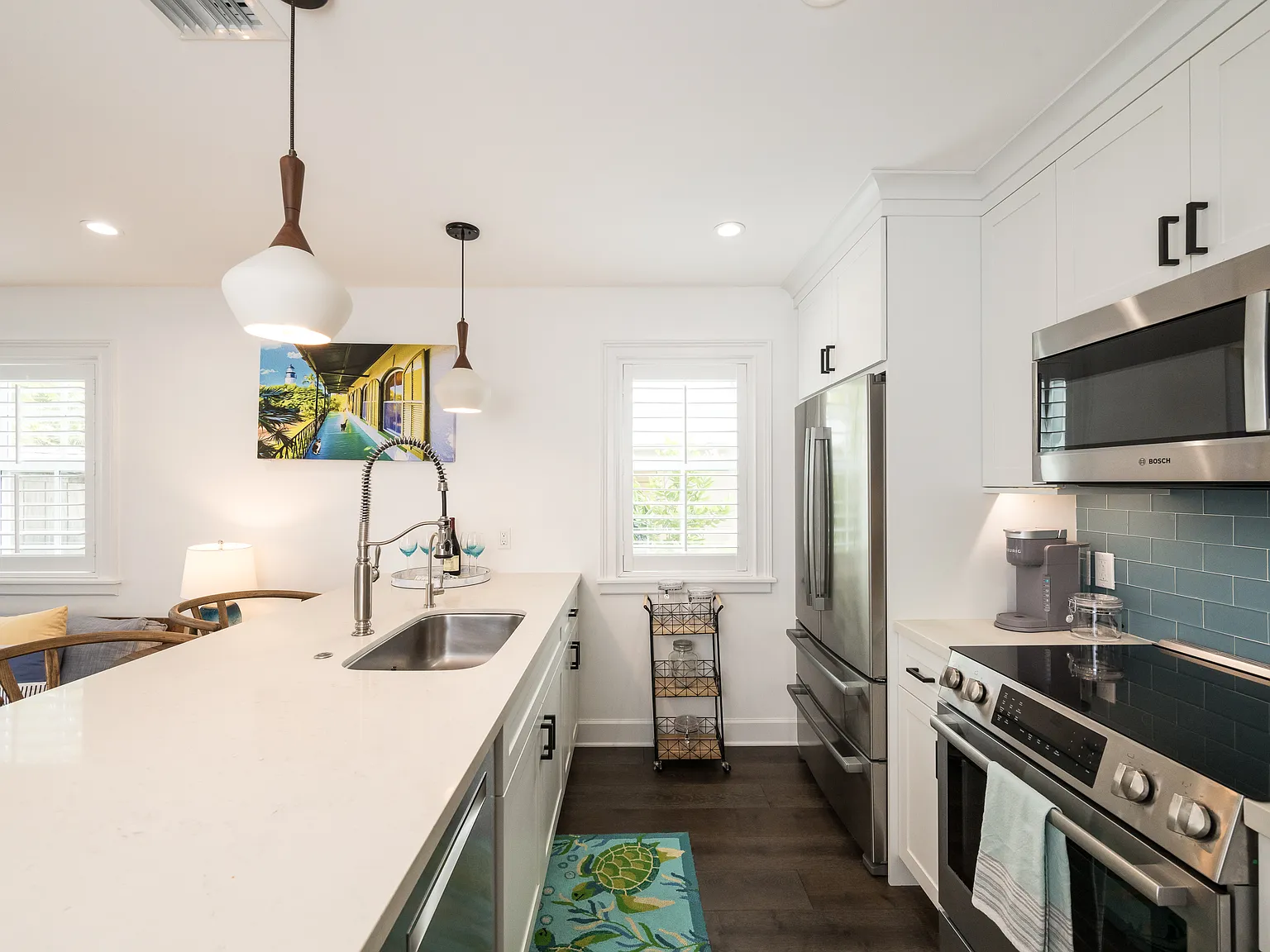 207 Virginia St — Photo 3