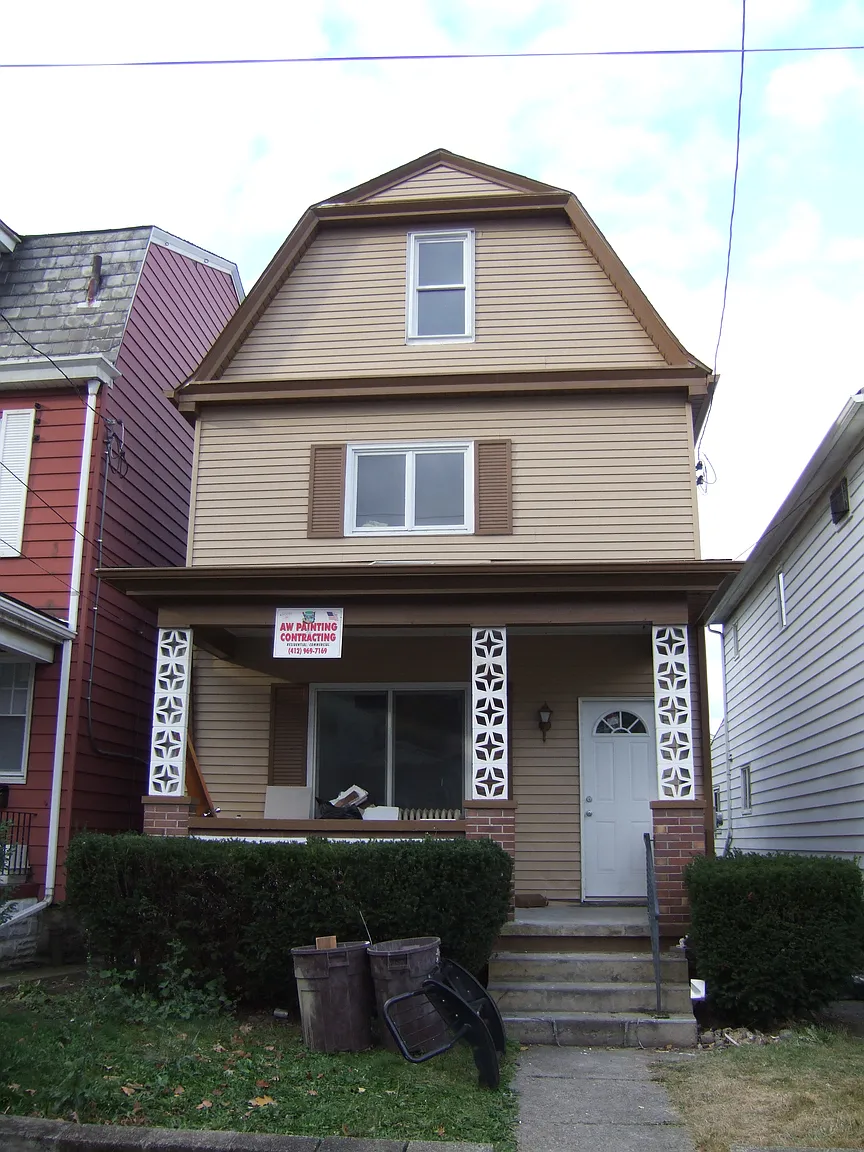 549 Glenwood Ave photo 1