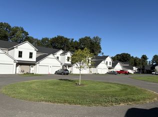 2370 Curry Rd, Schenectady, NY 12303