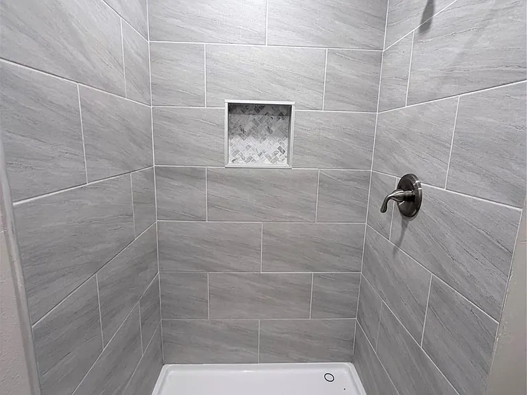 501 Evanston St — Photo 11