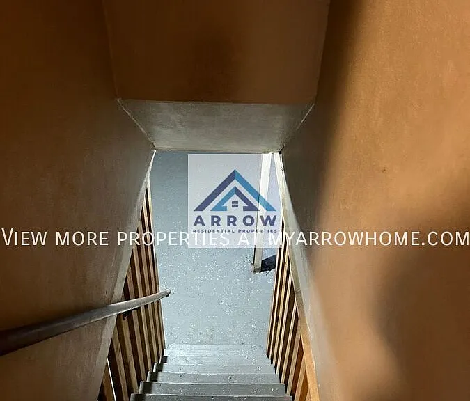 7116 Lamont Dr — Photo 20
