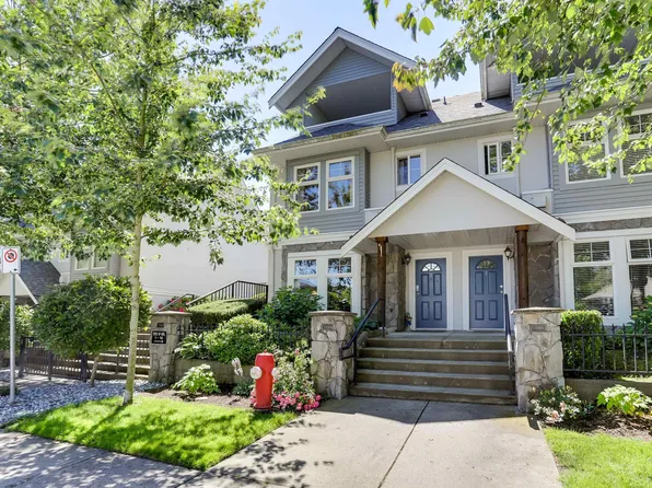 15432 16a Ave #1, Surrey, BC V4A 1T3