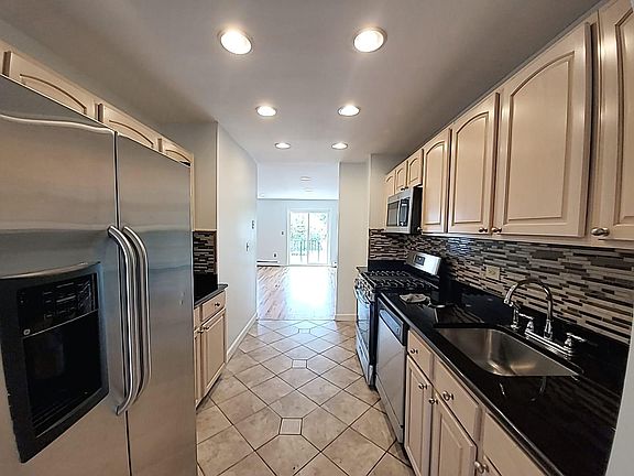 2nd image of 258 Hosmer Ave Floor 2