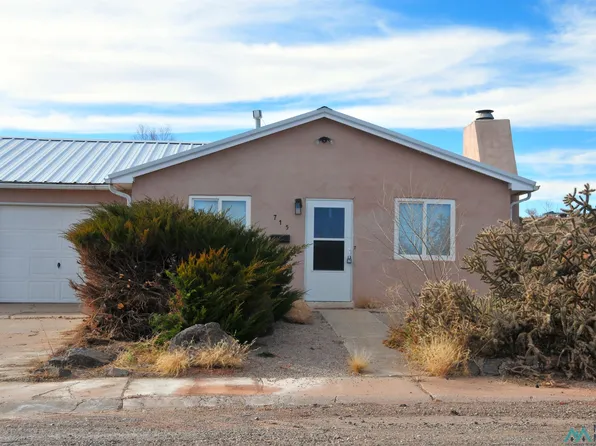 715 Iron St, Grants, NM 87020