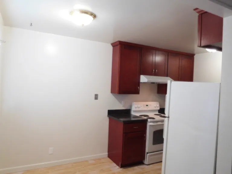 6 Berni Ct #9 — Photo 5
