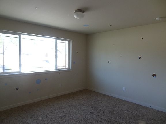 5th image of 11522 3rd Avenue Ct E