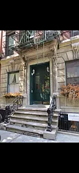 129 Perry Street, #1D