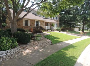 1811 Muny Vista Ct, Alton, IL 62002