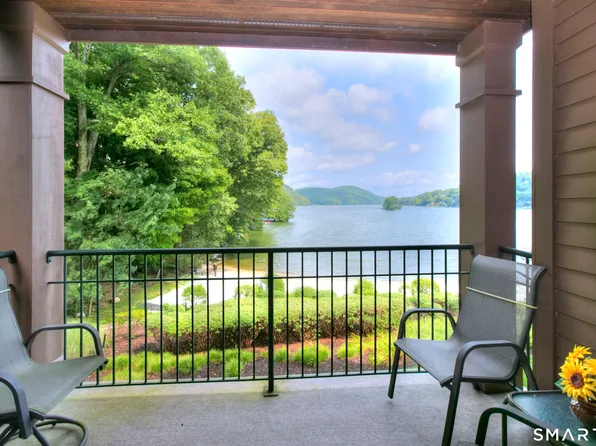 16 Hayestown Road #D201, Danbury, CT 06811