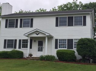 1305 Running Deer Dr, Auburn, PA 17922