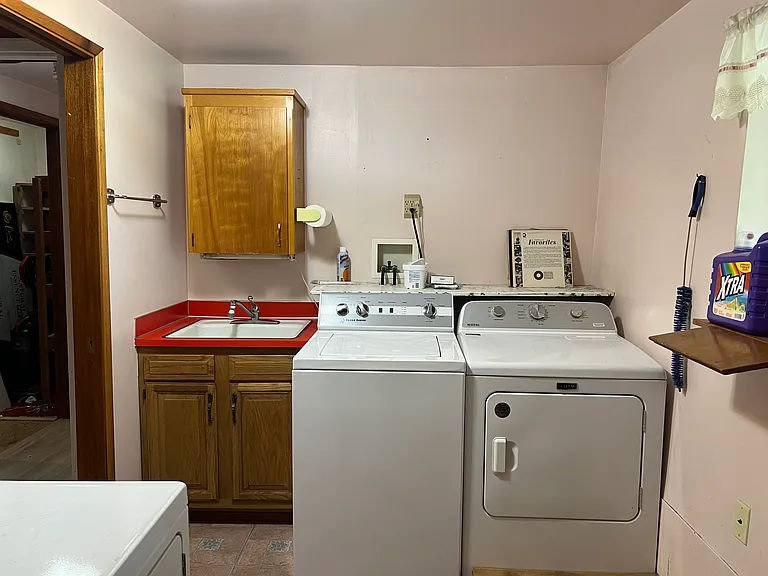3527 Shattuck Ave S — Photo 49