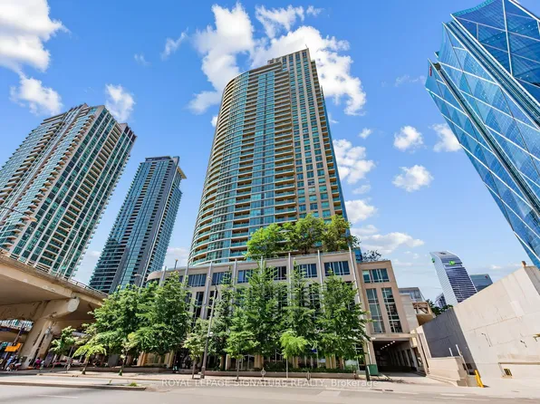 18 Yonge St, Toronto, ON